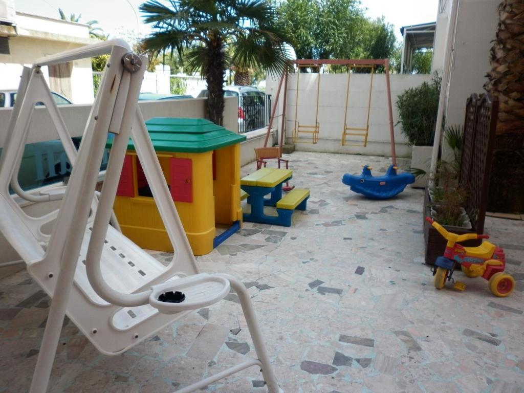 Hotel Cristall San Benedetto del Tronto Exterior photo