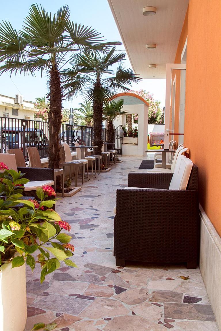 Hotel Cristall San Benedetto del Tronto Exterior photo
